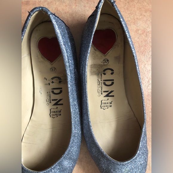 CDN glitter shoes Size 7 - Picture 5 of 7